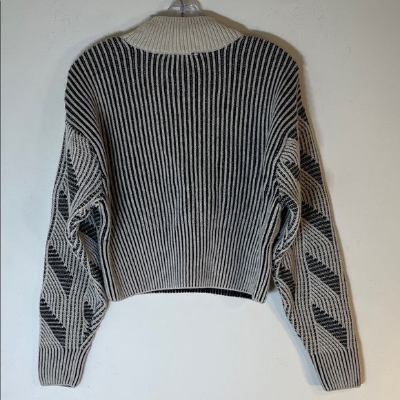 Boho & Other Stories Contrast Knit Sweater - Wool Blend. Small - Picture 12 of 15